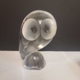 Beautiful Signed Steuben Blown Glass Owl Figurine