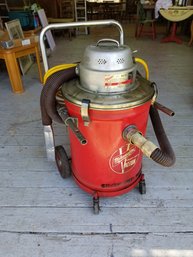 Vintage Milwaukee Shop-Vac Heavy Duty Wet Dry No Attachments Only Hose