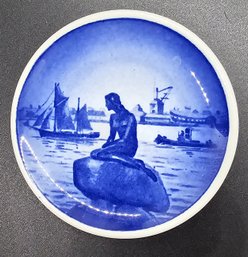 Vintage Blue Nautical Scene Collector Plate