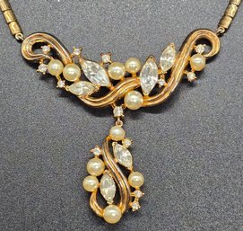 Fabulous Vintage Necklace In Gold Tone