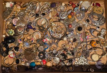Almsot 3 Pounds Of Upcycle Jewelry