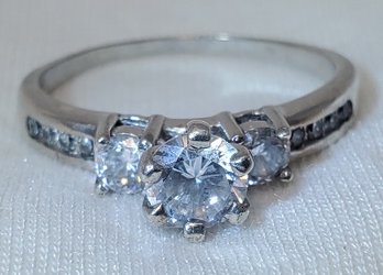 Sterling Silver Size 9 Electrifying CZ Engagement Ring ~ 3.00 Grams