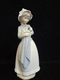 Vintage NAO By Lladro Handmade In Spain Porcelain Figurine - Girl Holding Puppy In Blanket