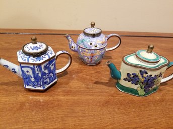 Mini Decorative Tea Pots By Kevin Chen (3) - 3' Height