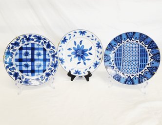 Vintage Set Of Three Lilian Vernon 7.5' Blue & White Decorative Wall Plates