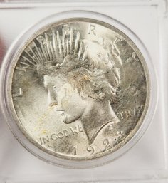 Sweet.....1923 Uncirculated Peace SILVER Dollar In  Case (101 Years Old)