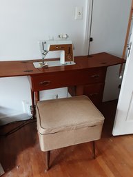 Singer Sewing Machine Table With Stool