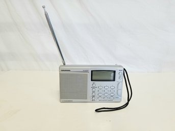 Vintage Grundig YB 300PE AM/FM/SW Radio - With Headphones &  Case - Original Box