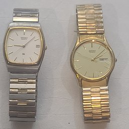 2 Vintage Seiko Watches With Stretchy Metal Bands