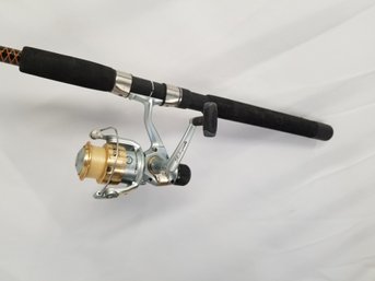 Shakespeare Ugly Stick 6'6 Fishing Pole With Synergy Reel SP1101