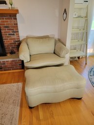 Ethan Allen Oversized Chair With Matching Ottoman