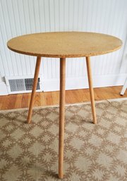 Three Leg Particle Board Round Accent/display Table