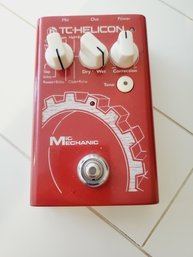 TC-helicon Mic Mechanic Vocal FX Effects Pedal