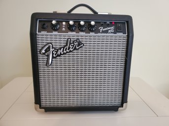 Fender Frontman 10G Guitar Amplifier Amp - Great Practice Amp