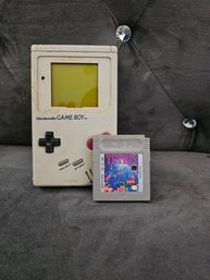 Nintendo Gameboy And Tetris