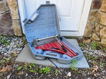 Roberts 12 Inch Tile Cutter With Case