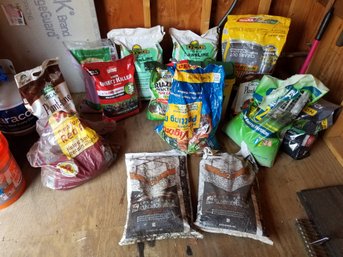 Fertilizers Bag Lot - Ortho, Scott's, Preen, Soil Doctor & More