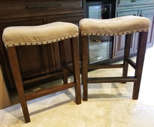 Pottery Barn Manchester Backless Counter Height Kitchen Stools With Suede Cushions