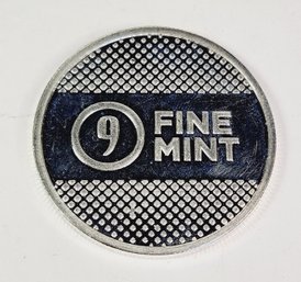 1 Oz .999 Fine PURE SILVER  PROOF BU  9 Fine Mint Silver Round Coin
