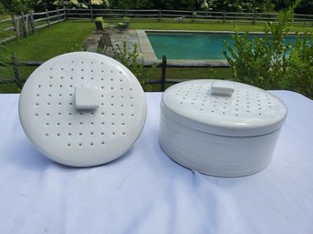 White Crate & Barrel Ceramic Lidded Pancake Or Tortilla Warmer With Extra Lid