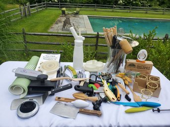 HUGE Lot Brand New & Gently Used Kitchen Gadgets & Tools
