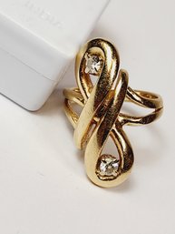 Beautiful 14k Yellow Gold Twin Diamond Stylized Ring