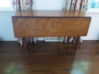 Early Drop Leaf Table