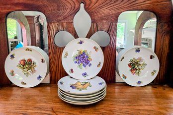 Beautiful Set Of 8 Toscport Czechoslovakia Dessert Plates With Fruit Pattern And Gold Edge