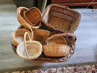 Lot Of Wicker Baskets