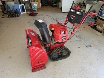 Troy-Bilt Storm Tracker 9.5hp 28' Track Drive Snow Thrower