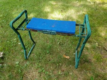 Brookstone Garden Kneeler Seat