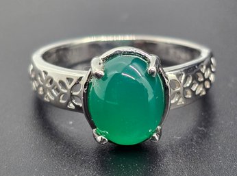 Green Onyx Ring In Platinum Bond