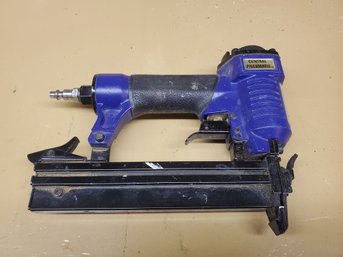 Central Pneumatic 18 Gauge 1/4' Brad Nailer