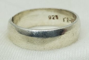 Vintage Sterling Silver Size 5.5  Wedding Band ~ 3.20 Grams