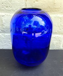 Stunning Blenko Don Shepherd Cobalt Blown Art Glass Pill Vase