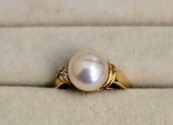 Natural Pearl Solitaire Ring 12- 14MM In Solid 18K Gold Setting With Diamond Accents - Size 8.75