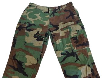 Military Camoflauge Fatigue Pants - Size Large Regular Adjustable