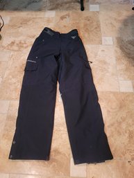 Snowboard / Ski Pants. Men's Small By Ocean And Earth ( Ocean&Earth). - - - - - - - - - - - - Loc: Laundry RM