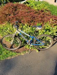 Giant Boulder SE Mountain Bike. Tested And Working. - - - - - - - - - - - - - - - - - - - - ---- Loc: Garage