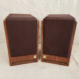 ITC 1 Speakers With Wood Cabinets