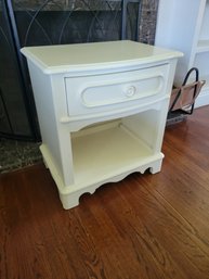 Stanley Night Stand (nightstand ) . Item #3 Of Matching Set.