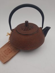 Vintage Japanese Cast Iron Tetsubin Teapot