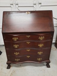 Clean Governor Winthrop Desk- NO SHIPPING