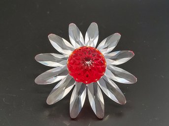 SWAROVSKI SCS Crystal Red Marguerite Daisy Floral Membership Renewal Piece In Original Box