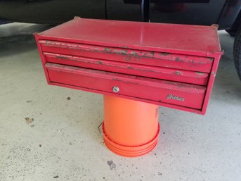 Vintage Yorktown 3 Drawer Tool Box