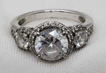 Vintage Sterling Silver Size 7 High Quality CZ Electrifying Ring ~ 4.53 Grams