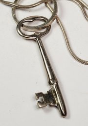 Vintage Large Sterling Silver Skeleton Key And Barrel Snake Link Necklace