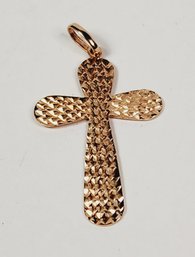 UNiQUE 14k Yellow Gold Diamond Cut Cross Symbol Pendant