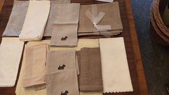 Assorted Cloth Linen & Cotton Napkins And Placemats