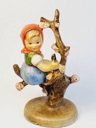 M.I. Hummel  Goebel  'APPLE TREE GIRL'  Hum# 141 Germany TMK 2 1950s  West Germany RARE FULL BEE